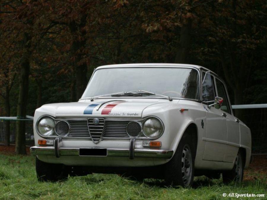  Alfa Romeo Giulia 1972 года  (фото 3 из 5)